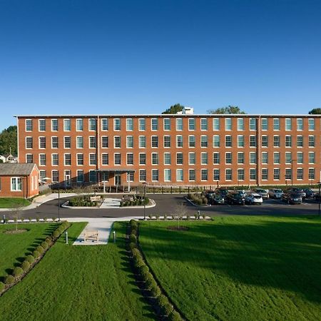 Fairfield Inn & Suites Madison Historic Eagle Cotton Mill Экстерьер фото