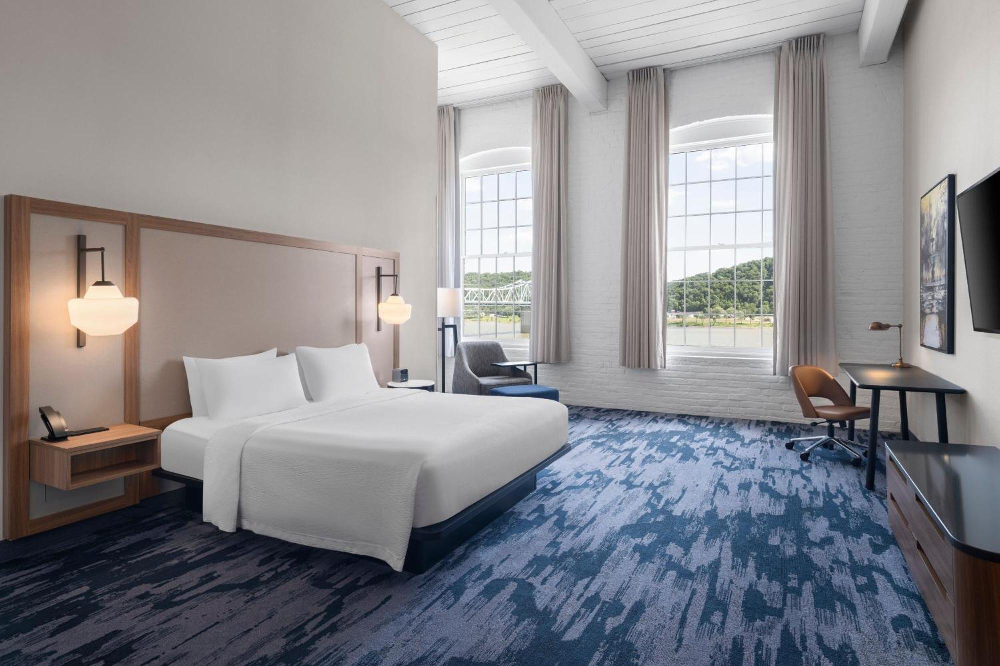 Fairfield Inn & Suites Madison Historic Eagle Cotton Mill Экстерьер фото