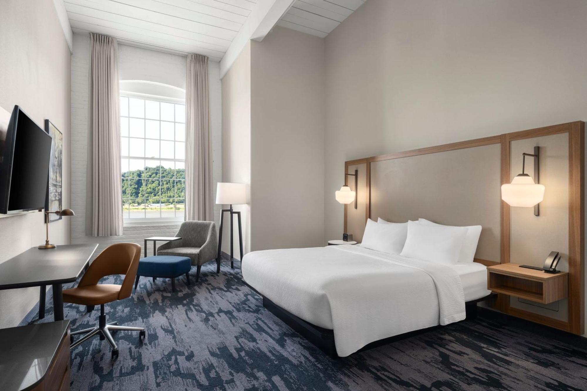 Fairfield Inn & Suites Madison Historic Eagle Cotton Mill Экстерьер фото